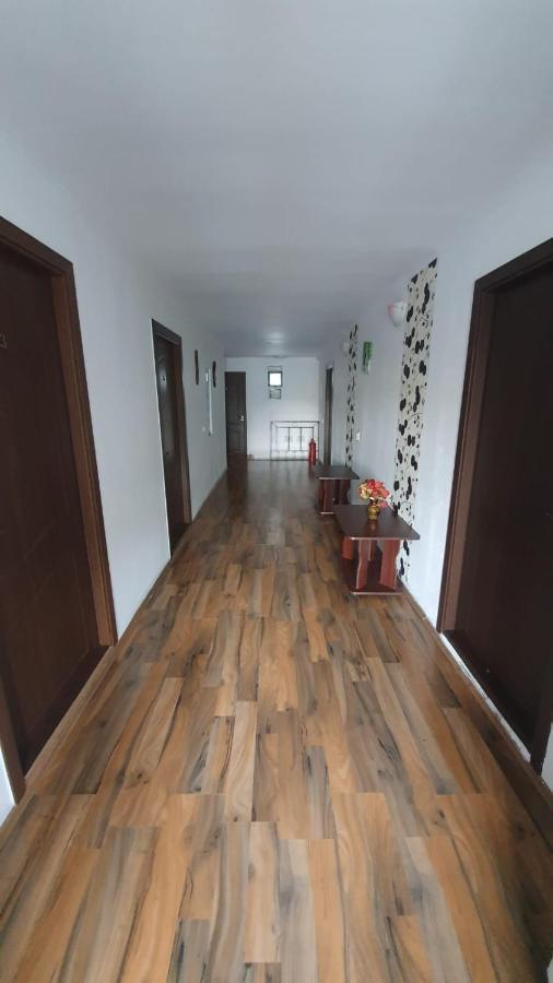 Pensiunea Bety Tutulesti Exterior foto