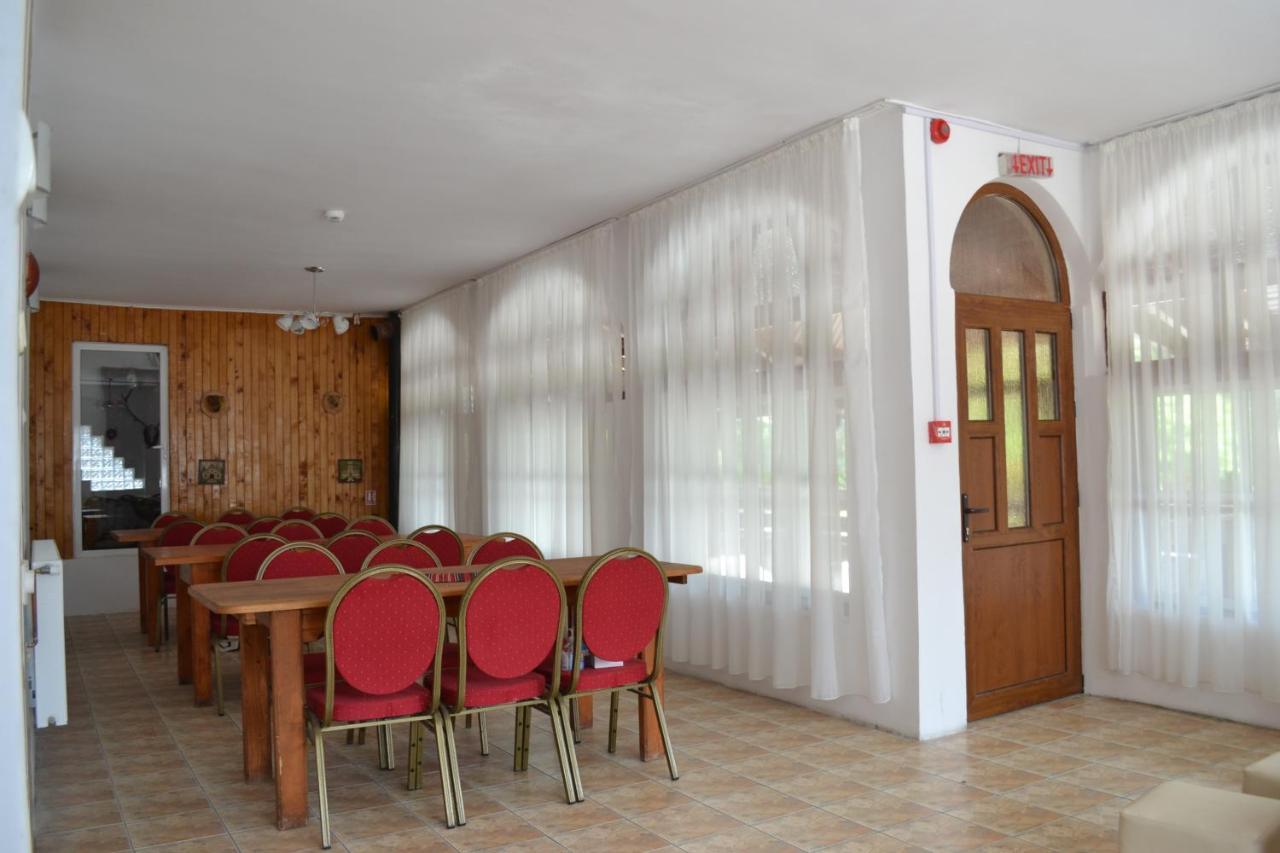 Pensiunea Bety Tutulesti Exterior foto